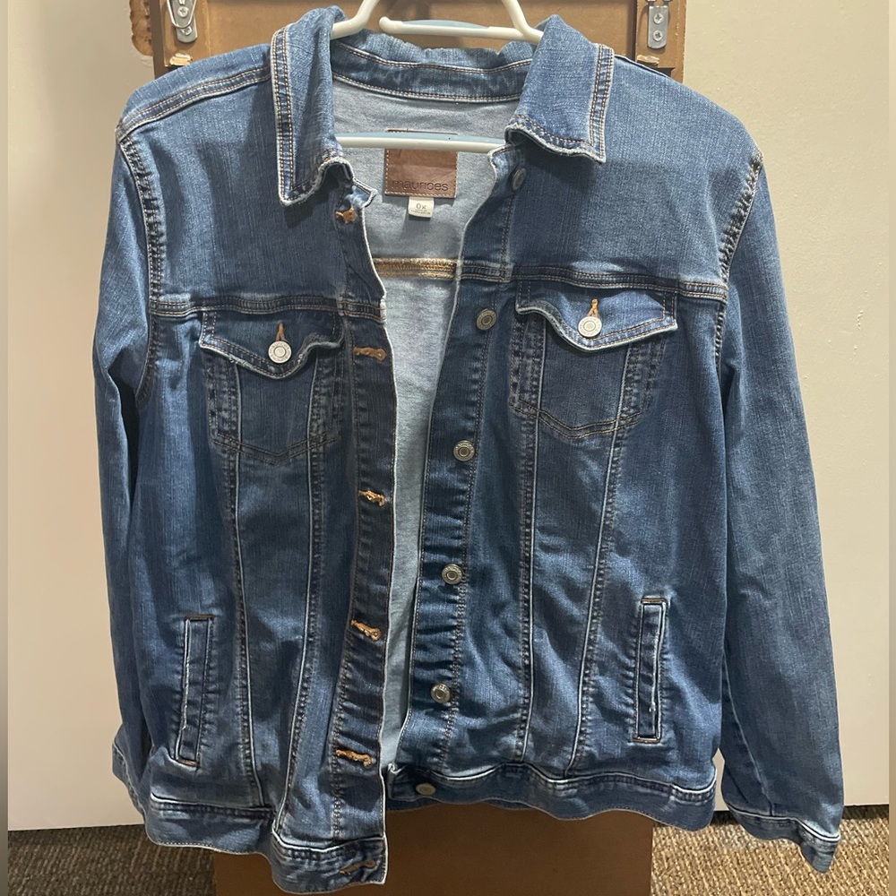 Maurices Denim Jean Jacket Women Small Blue Button Up Long Sleeve